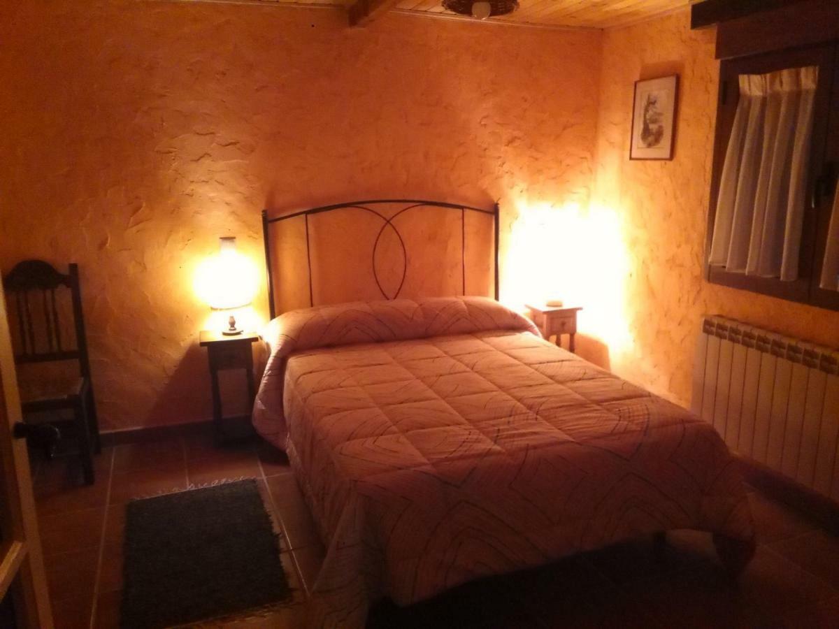 Arroyo Milano Casa Rural Maello Luaran gambar